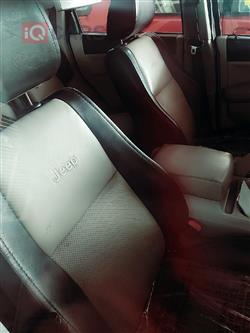 جیپ گراند شیرۆکی